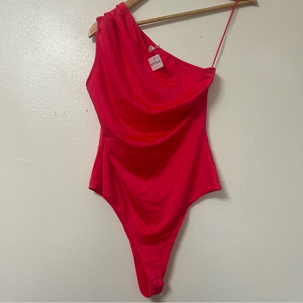 NWT Boutique Apricot Lane One Shoulder Snap Body Suit Medium